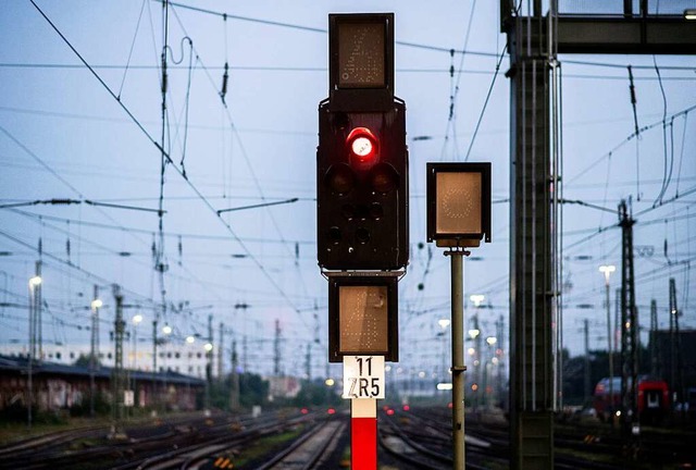 Der Streik geht weiter.  | Foto: Hauke-Christian Dittrich (dpa)