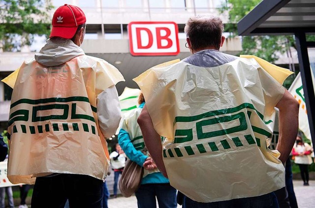 Der Streik geht weiter.  | Foto: Sven Hoppe (dpa)