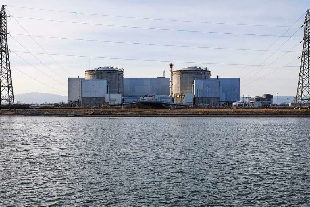 Das Atomkraftwerk Fessenheim (Frankreich) wurde 2020 abgeschaltet.  | Foto: Jean-Franois Badias (dpa)