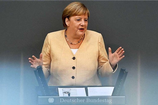 Das Land stehe vor einem Richtungswechsel, meint Kanzlerin Merkel.  | Foto: JOHN MACDOUGALL (AFP)