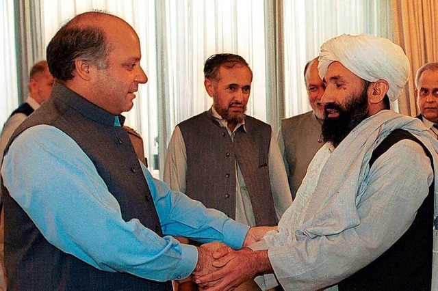 25. August 1999: Mullah Mohammed Hassa...amaligen Premierminister von Pakistan.  | Foto: B.K. Bangash (dpa)