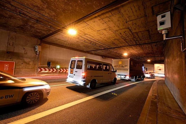 Die B31-Tunnel haben Sicherheitsmngel bei Stau  | Foto: Thomas Kunz