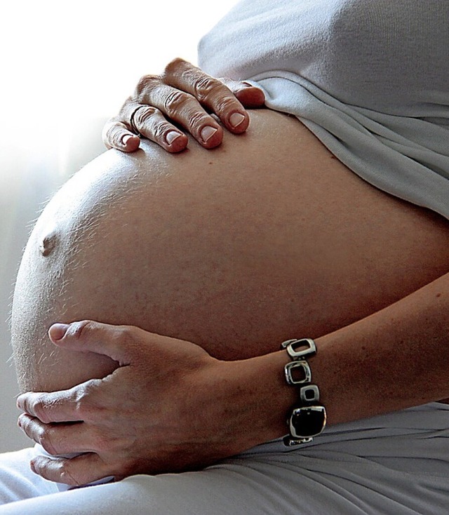 Impfen schtzt Mutter und Kind.  | Foto: Mascha Brichta (dpa)