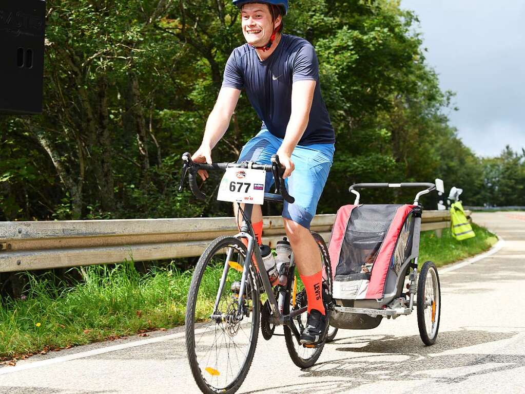 auf Rollen und mit eigener Muskelkraft den Berg bezwingen