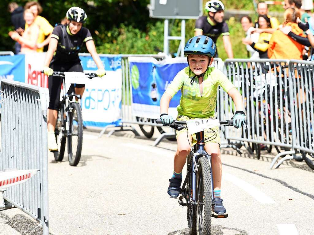 auf Rollen und mit eigener Muskelkraft den Berg bezwingen