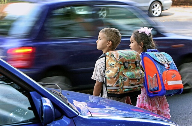 Die Polizei bittet Eltern Schulkinder ...en  des Schulwegs zu sensibilisieren.   | Foto: Patrick Pleul