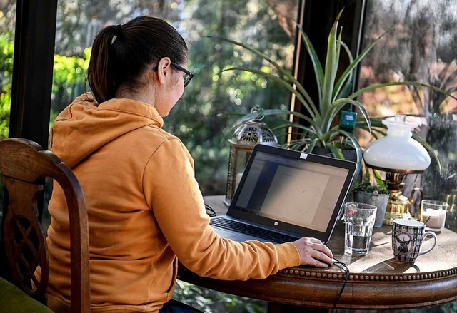 Arbeit im Homeoffice wird immer beliebter.  | Foto: Britta Pedersen (dpa)