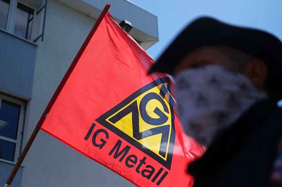 Dürfen IG-Metaller trotz Corona-Pandemie durch den Betrieb gehen?  | Foto: Sebastian Willnow