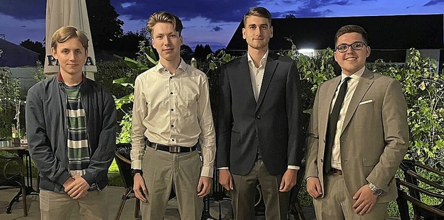 Vorstand der Julis im Kreis: Hannes Ri...antermann, Tobias Wichmann (von links)  | Foto: Junge Liberale