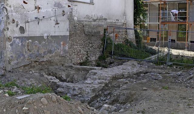 Etwa fnf mal ein Meter Mauer sind fre...erung des Scheelhauses genutzt werden?  | Foto: Frank Schoch