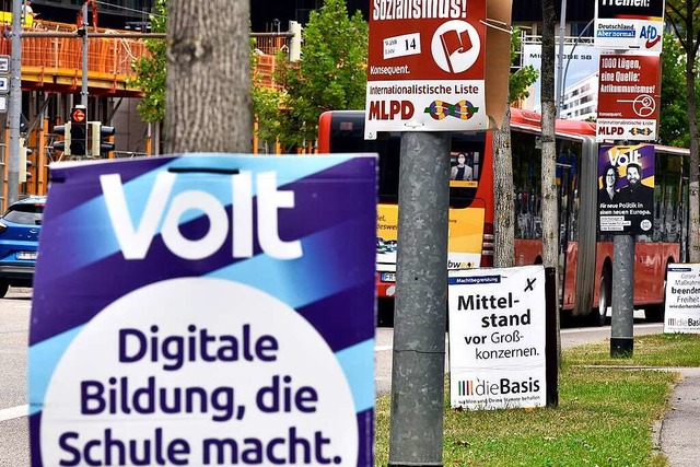 Neben den bereits im Bundestags vertre...Botschaften im Stadtbild sehr prsent.  | Foto: Thomas Kunz
