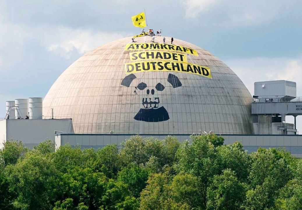 ...gegen Atomkraft im niederschsischen Nordenham..  | Foto: Ingo Wagner (dpa)