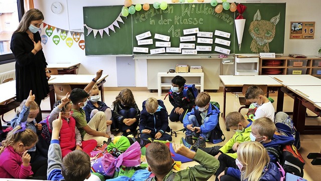 Ein groer Tag im Leben eines Kindes i...f behutsam in den Schulalltag hinein.   | Foto: Martha Weishaar