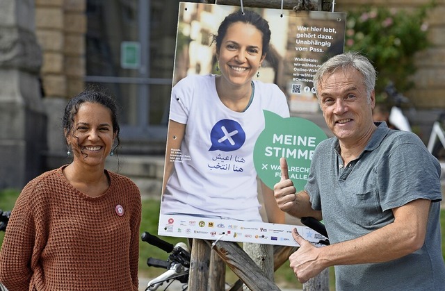 Mayada Wadnomiry (links) und Clemens Hauser vom Wahlkreis 100 Prozent.  | Foto: Ingo Schneider