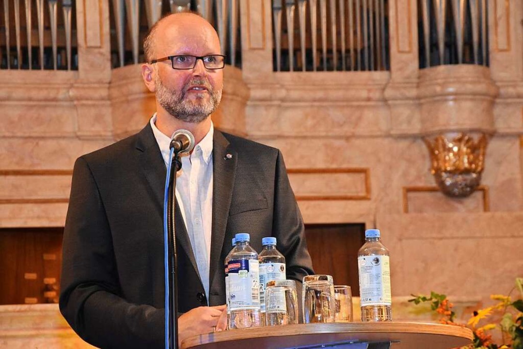 Gerrit Hohage ist der neue Pfarrer in Gundelfingen.  | Foto: Andrea Steinhart