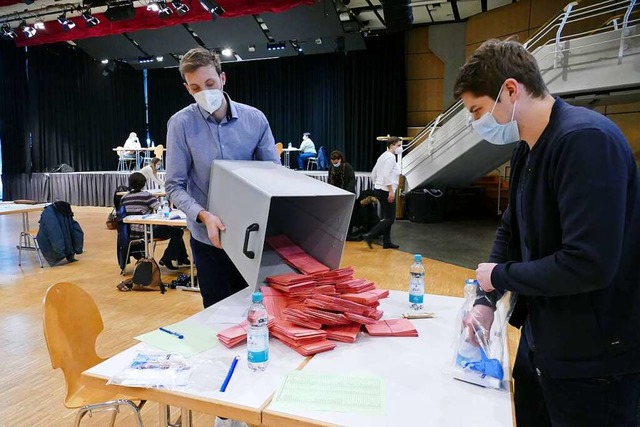 Schon bei der Landtagswahl im Mrz hat...die Auszhlung im Rathaus Rheinfelden.  | Foto: Verena Pichler