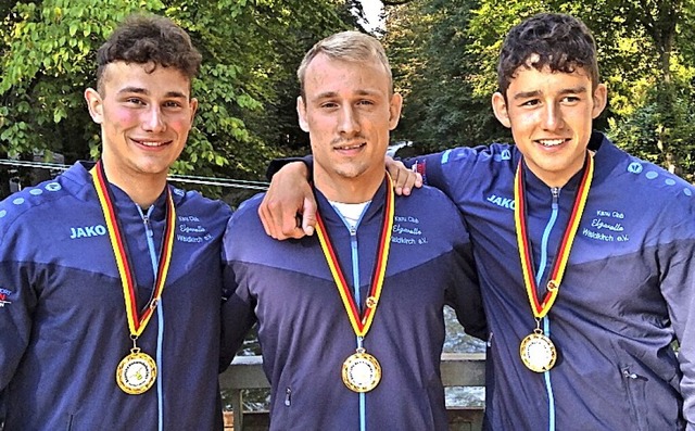 Das Waldkircher Trio Milan Strbich (v...h im Team die deutsche Meisterschaft.   | Foto: privat