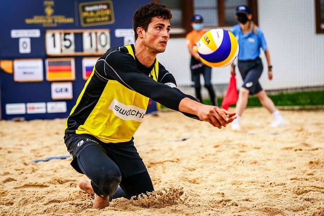 Ein Sandmann nimmt Olympia ins Visier:...ie Spiele 2024 in Paris qualifizieren.  | Foto: Conny Kurth (FIVB)