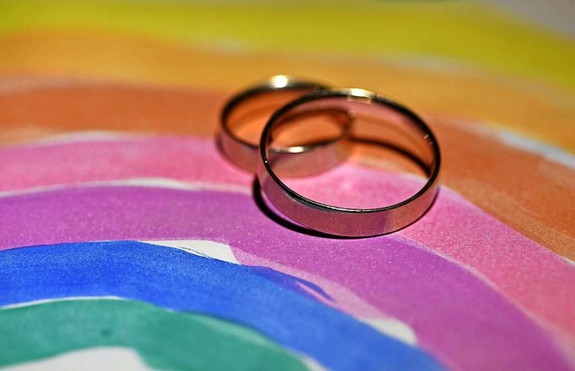 In der Schweiz sollen Mnner bald Mnner und Frauen bald Frauen heiraten drfen.  | Foto: Ralf Hirschberger