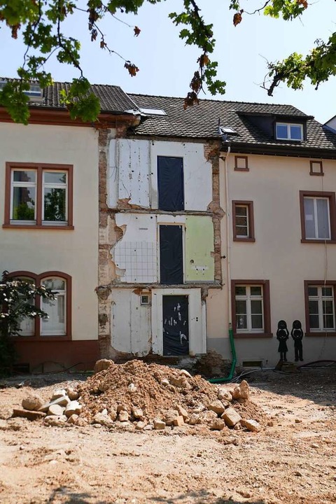 Die Rckseite der Marktplatz-Kita kurz nach den Abbrucharbeiten.  | Foto: Ann-Sophie Becker