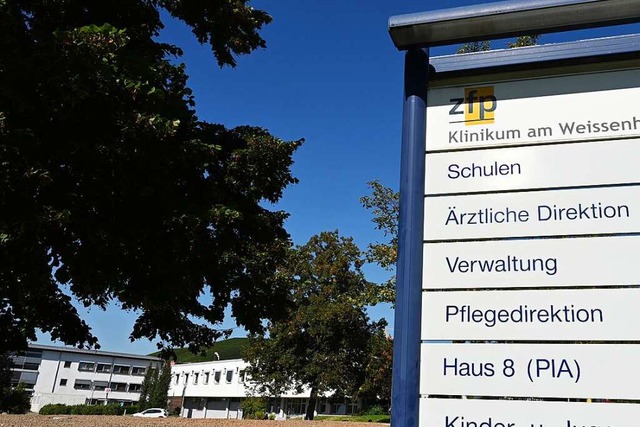 Ein Gebude der Klinik am Weissenhof in Weinsberg.  | Foto: Bernd Weibrod (dpa)