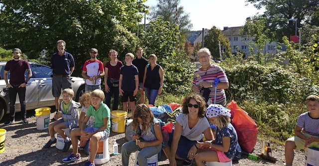 Vor allem Kinder waren beim ersten Cleanup-Day unter den freiwilligen Helfern.  | Foto: Andreas Otte