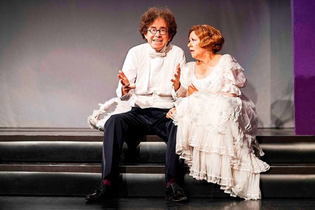 Ein hinreißendes Paar: Flo (Kathryn Magestro) und Cosme (Gilead Mishory)  | Foto: Theater Die Schönen