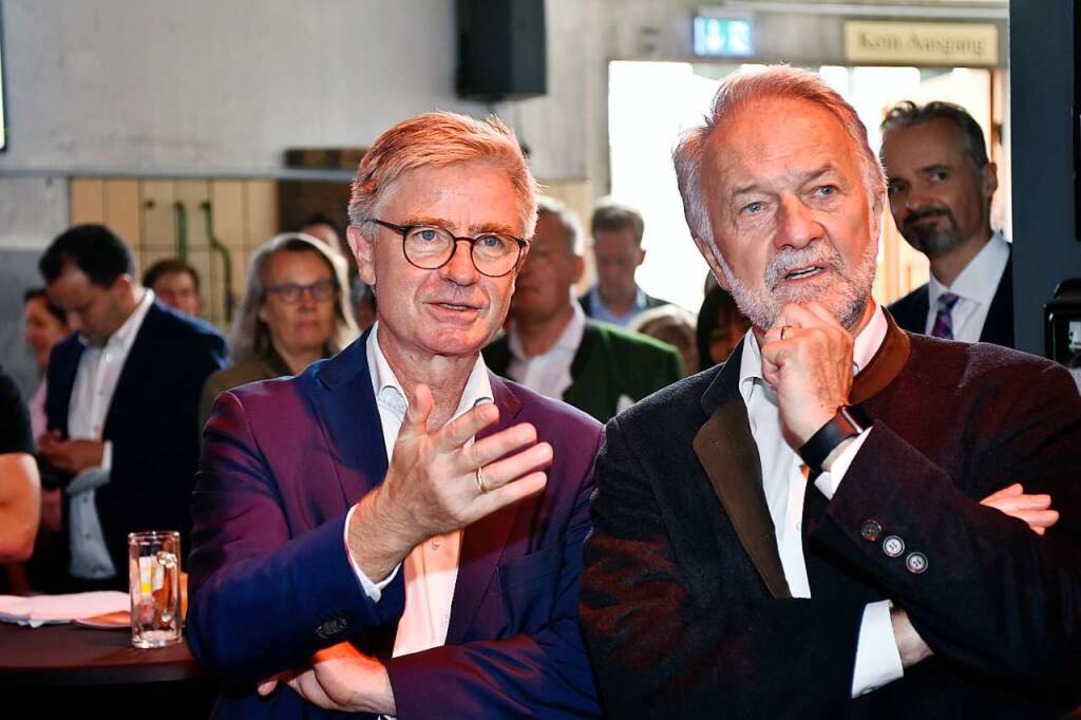 Matern von Marschall (links)  hat das ... Freiburger CDU,  Bernhard Rotzinger.   | Foto: Thomas Kunz
