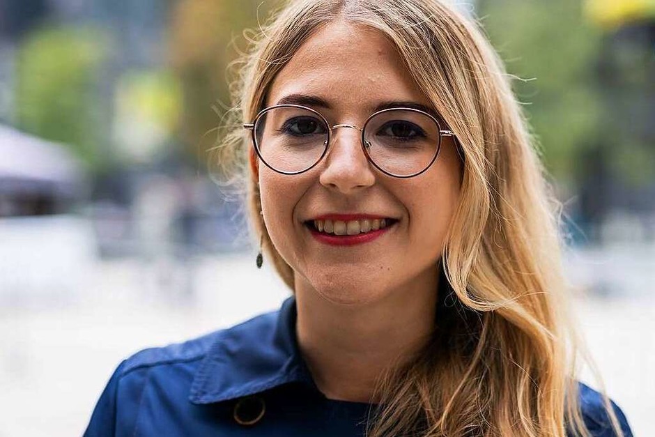 Die Grünen haben erstmals den Wahlkreis 281 Freiburg gewonnen. Chantal Kopf zieht als direkt gewählte Abgeordnete neu in den Bundestag ein. Damit konnte die 26-jährige Politologin dem Titelverteidiger Matern von Marschall das Mandat abjagen. (Foto: Philipp von Ditfurth (dpa)) Die Grünen haben erstmals den Wahlkreis 281 Freiburg gewonnen. Chantal Kopf zieht als direkt gewählte Abgeordnete neu in den Bundestag ein. Damit konnte die 26-jährige Politologin dem Titelverteidiger Matern von Marschall das Mandat abjagen. (Foto: Philipp von Ditfurth (dpa))