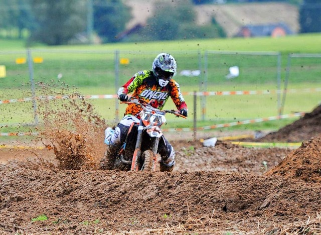 Schlammig und Spaig: die Enduro-Challenge in Lffingen.  | Foto: Philippe Thines