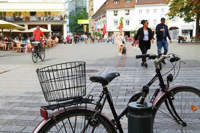 Dürfen Radfahrer weiter durch Lörrachs Fußgängerzone fahren?