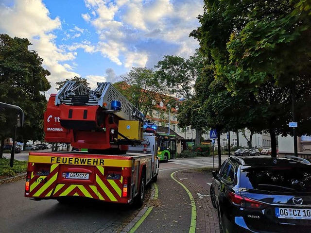 Am Offenburger Schiller-Gymnasium ist ... einem Einsatz der Feuerwehr gekommen.  | Foto: Ralf Burgmaier