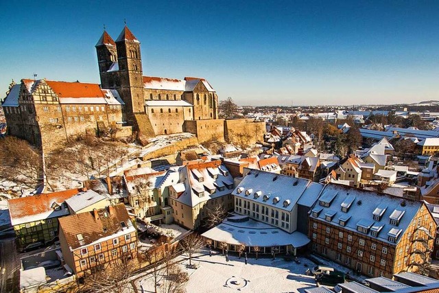 Die Stiftskirche Sankt Servatii thront ber Quedlinburg.  | Foto: Best Western Hotel Schlossmhle