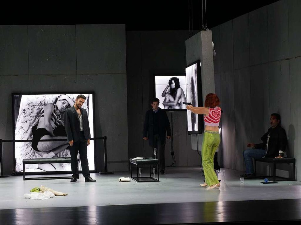 Szenen aus Don Giovanni - hier mit Bühnenbild  | Foto: Junge Oper