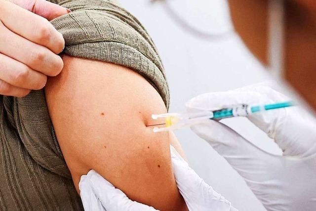 Um die Impf-Auskunft im Quarantnefall gibt es Streit