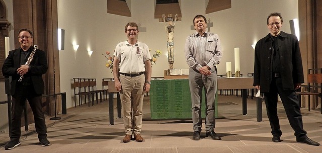 Ein konzertanter Gottesdienst mit Wein...lkantor Horst K. Nonnenmacher (Orgel).  | Foto: Bianca Flier