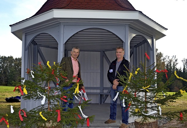 bergabe des sanierten  Pavillons auf ...ereins fr Kultur- und Denkmalpflege.   | Foto: Liane Schilling