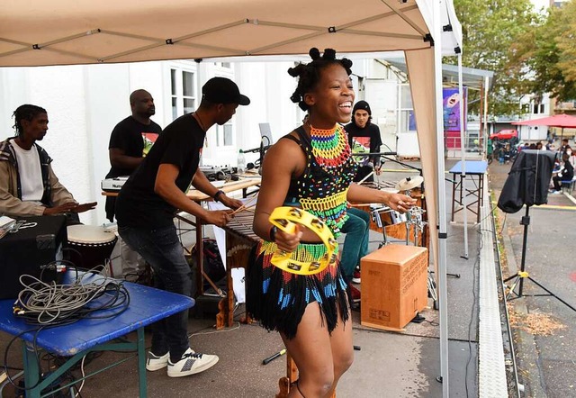 Die Marimba Group beim Africa Day beim E-Werk  | Foto: Rita Eggstein