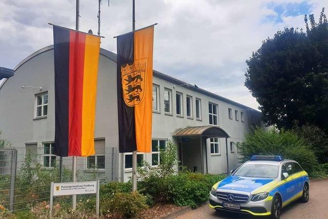 Polizei in Weil am Rhein flaggt halbmast - weil die Mechanik klemmt
