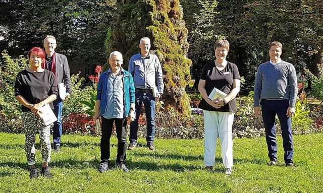 Geehrt wurden beim ZfP Emmendingen fr...und Geschftsfhrer Michael Eichhorst.  | Foto: ZfP Emmendingen