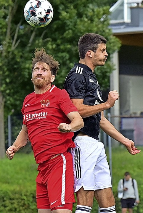 <BZ-FotoAnlauf>Landesliga:</BZ-FotoAnl...r Spielertrainer des FC Bad Krozingen.  | Foto: Daniel Thoma