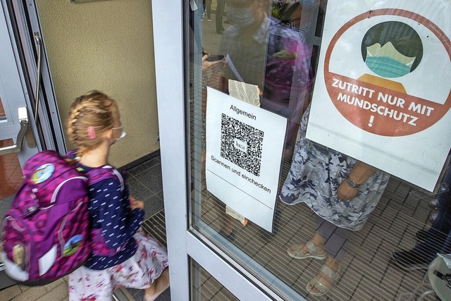 Noch gilt an den Schulen in Baden-Wrt...s soll sich ab dem 18. Oktober ndern.  | Foto: Jens Bttner (dpa)