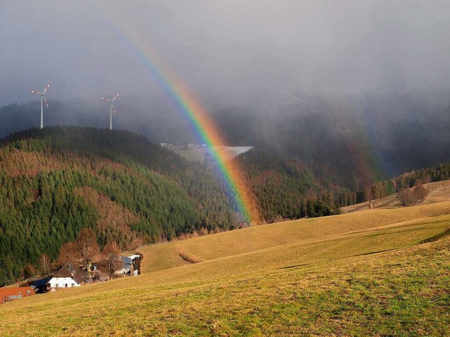 Regenbogen am Schauinsland  | Foto: Matthias Schneider