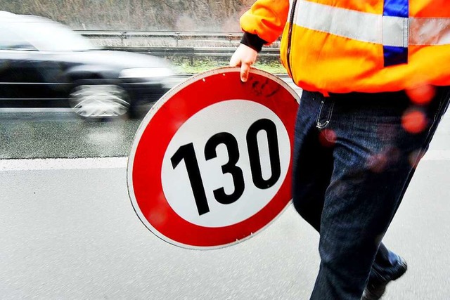 Viele befrworten eine Geschwindigkeitsbegrenzung auf Autobahnen.  | Foto: Marius Becker