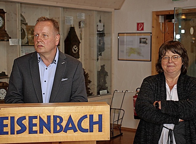 Daniela Evers (MdL) besuchte Eisenbach...er begrt sie in der Wolfwinkelhalle.  | Foto: Gert Brichta