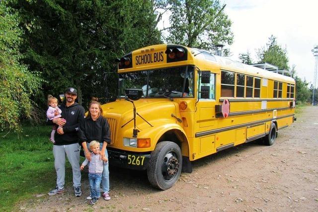 Familie aus Fessenbach fhrt die nchsten zwei Jahre mit dem gelben US-Schulbus durch Europa