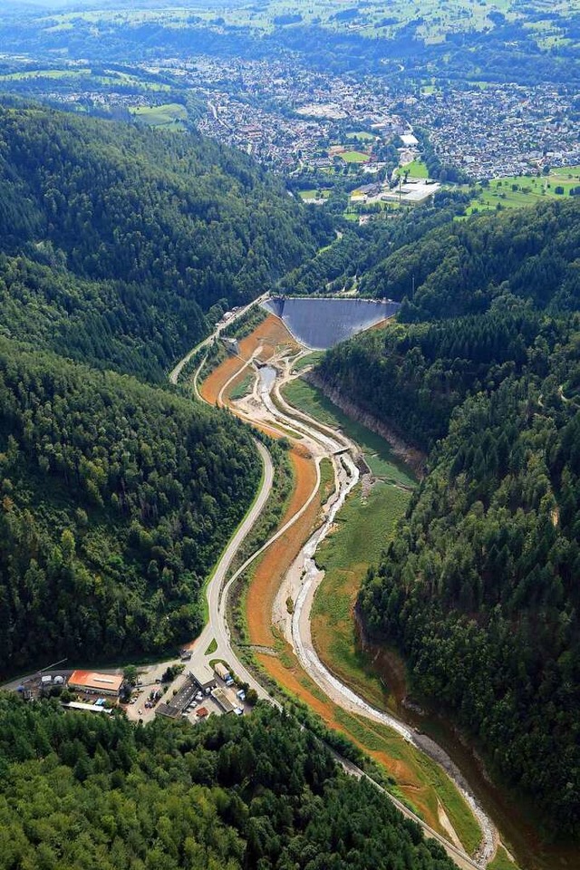 Bis das Wehrabecken wieder ganz mit Wa...st, drfte es wohl noch etwas dauern.   | Foto: Erich Meyer