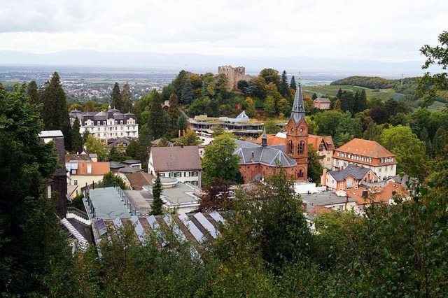 Gelangweilt oder originell: Berhmte L...Dorf Badenweiler ganz unterschiedlich.  | Foto: Silke Hartenstein