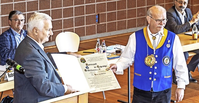 Dass eine Zunft zweimal hintereinander...tmeister der Galgenvgel, die Urkunde.  | Foto: Wilfried Dieckmann