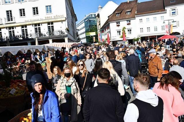 Das Herbstfest in Lrrach lockt tausende Besucher in die Stadt